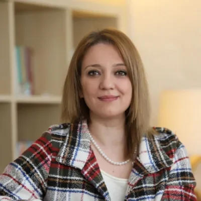 Nesli Zağlı