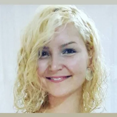 Dkt. Melek Nur Uluşeker profil fotoğrafı