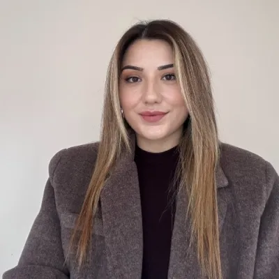 Dkt. Dilan Mertoğlu profil fotoğrafı