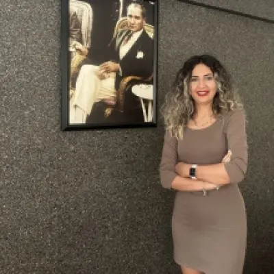 Yeşim Kara Elmas