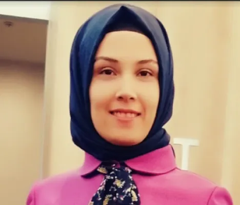 Esra Gültekin profil fotoğrafı