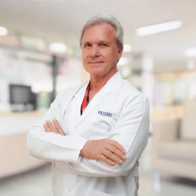 Op. Dr. Kamil Savaş profil fotoğrafı