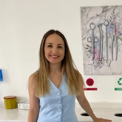 Uzm. Dr. Dt. Zehra Yurdakul profil fotoğrafı