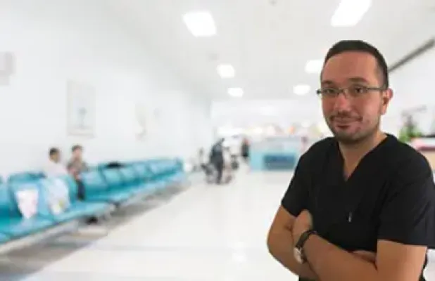 Onur Üstünel